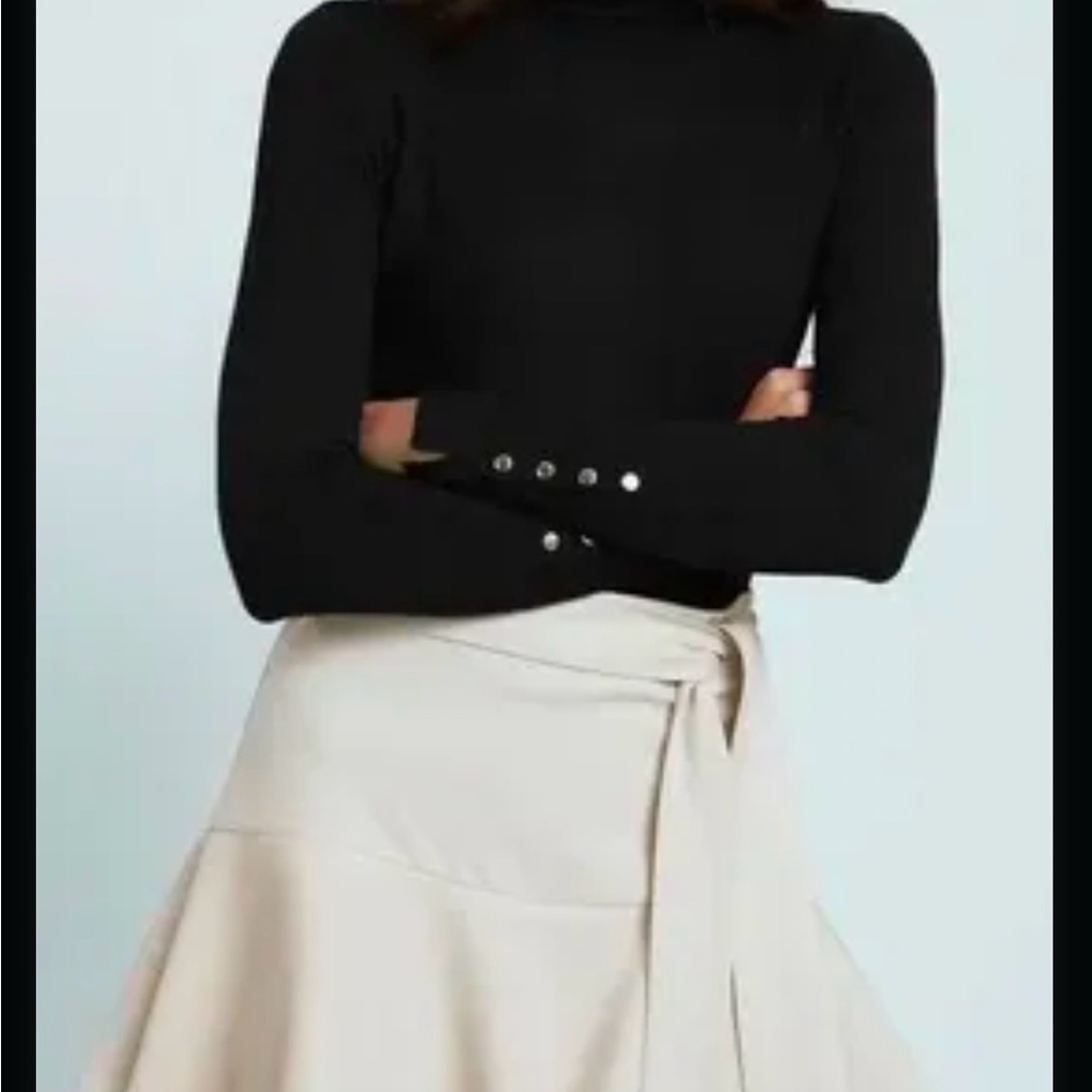 Cream Ruffle Mini Skirt - Picture 5 of 6